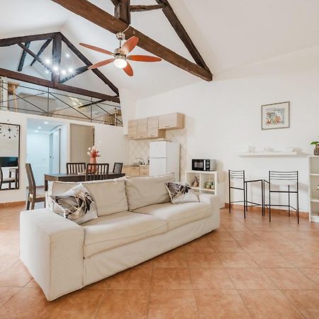 Villa Loft In Manno Cagliari Exterior foto